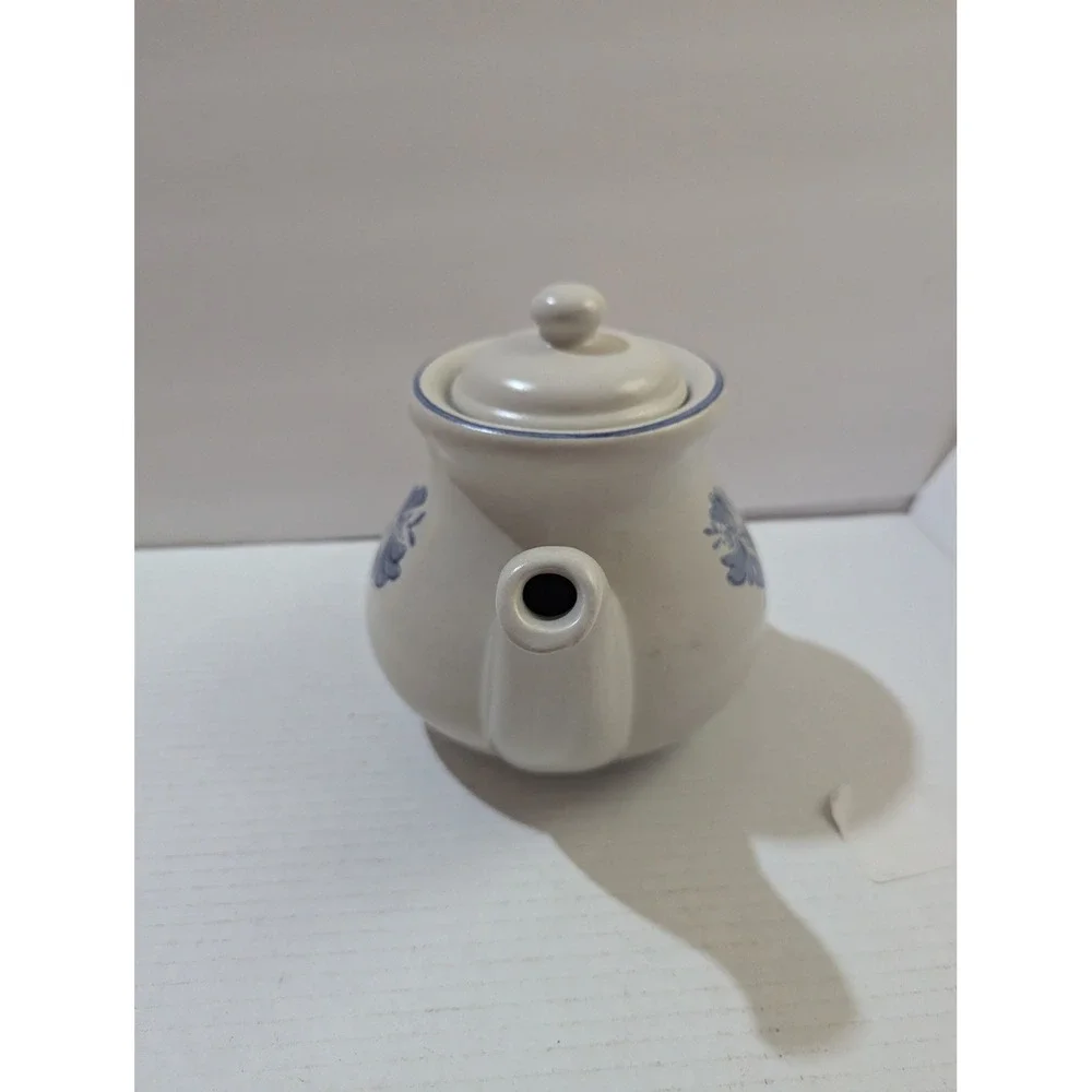 Pfaltzgraff Yorktowne Teapot with Lid Blue Floral Gray Stoneware Vintage Pottery